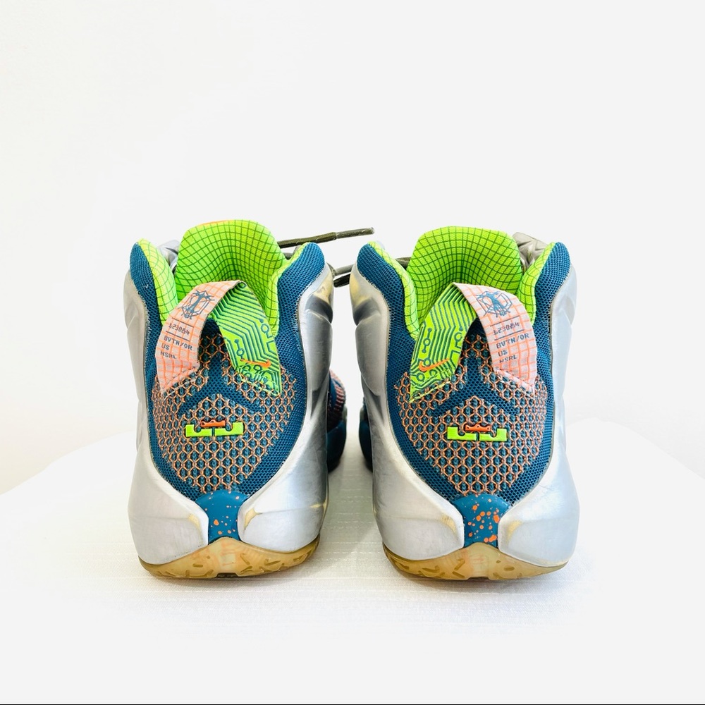 Nike LeBron XII GS 12 'Trillion Dollar Man' Reflective Blue/Bright Orange 6.5Y - Picture 6 of 15